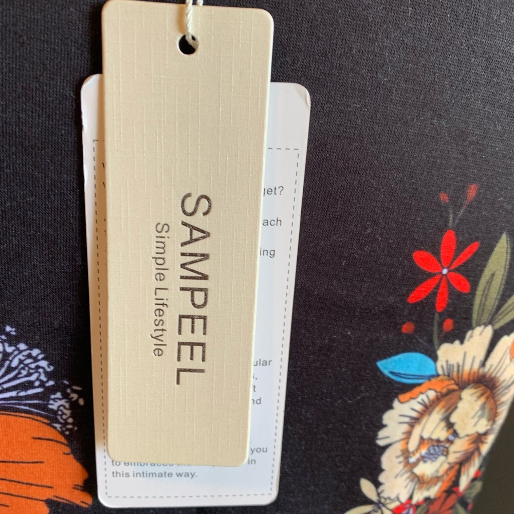 Sampeel Tank Top Tunic Sleeveless NWT Black Floral Pullover Size Small - Picture 7 of 7